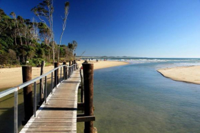 Hotels in Arrawarra